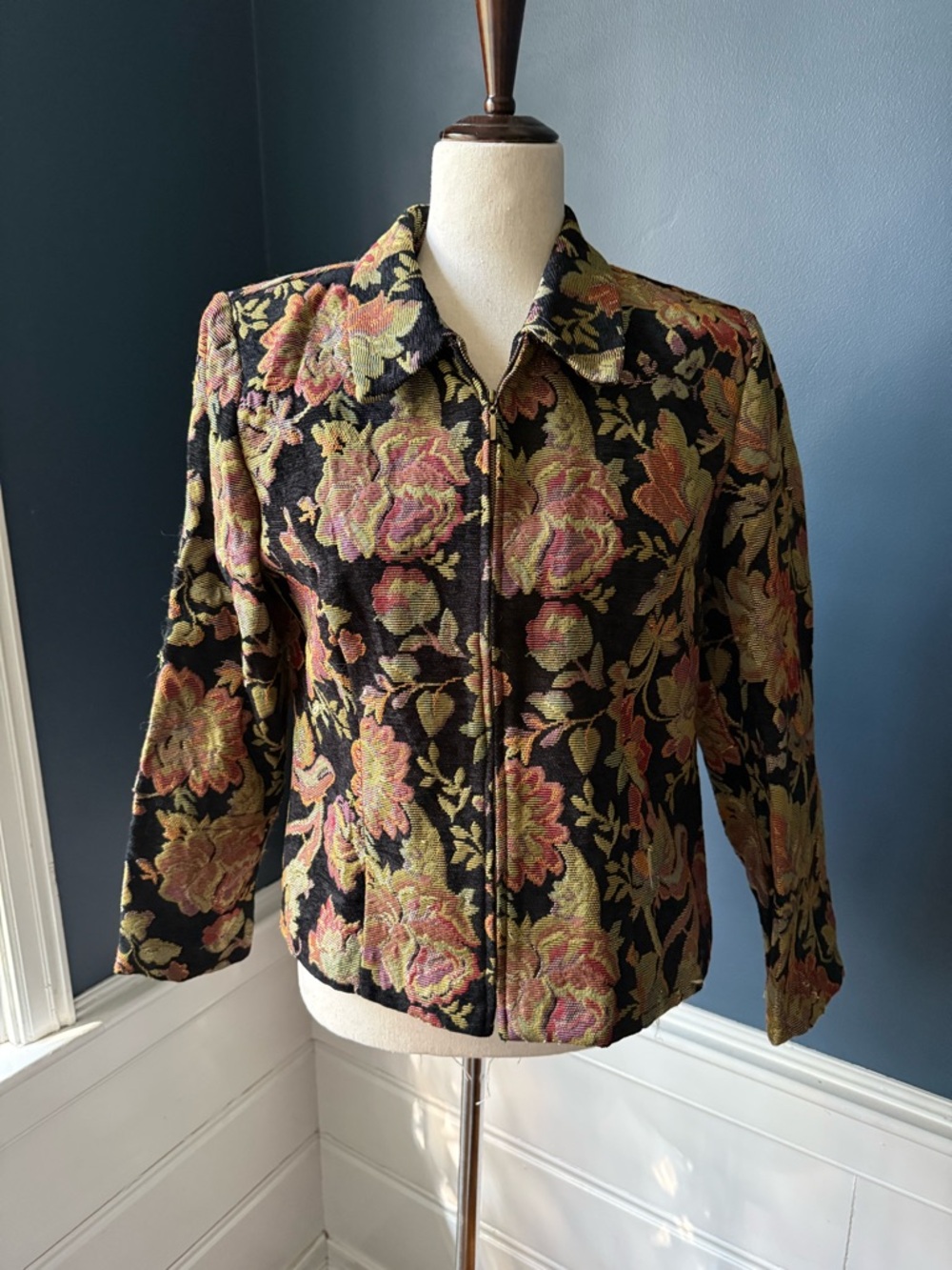 Vintage Jessica Howard Floral Tapestry Zip-Front Jacket